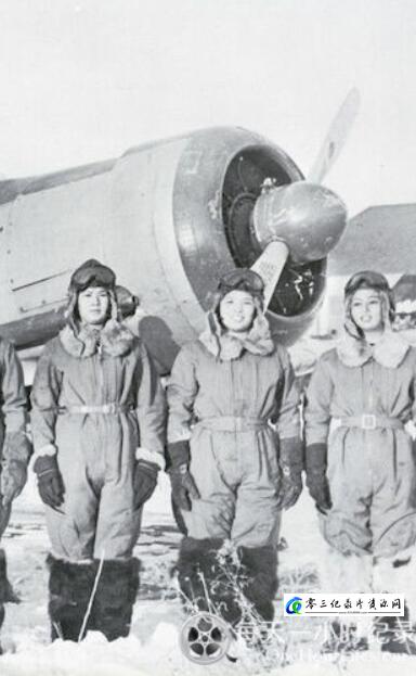 历史，传记纪录片《新中国首批女飞行员 新中国首批女飞行员》下载-零三纪录片资源网