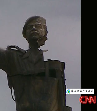 事件纪录片《解密:美国间谍故事 追捕萨达姆 Declassified: Untold Stories of American Spies》下载-零三纪录片资源网