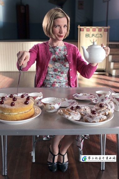 历史纪录片《百年妇女协会 Cake Bakers and Trouble Makers Lucy Worsley's 100 Years of the WI 2015》下载-零三纪录片资源网