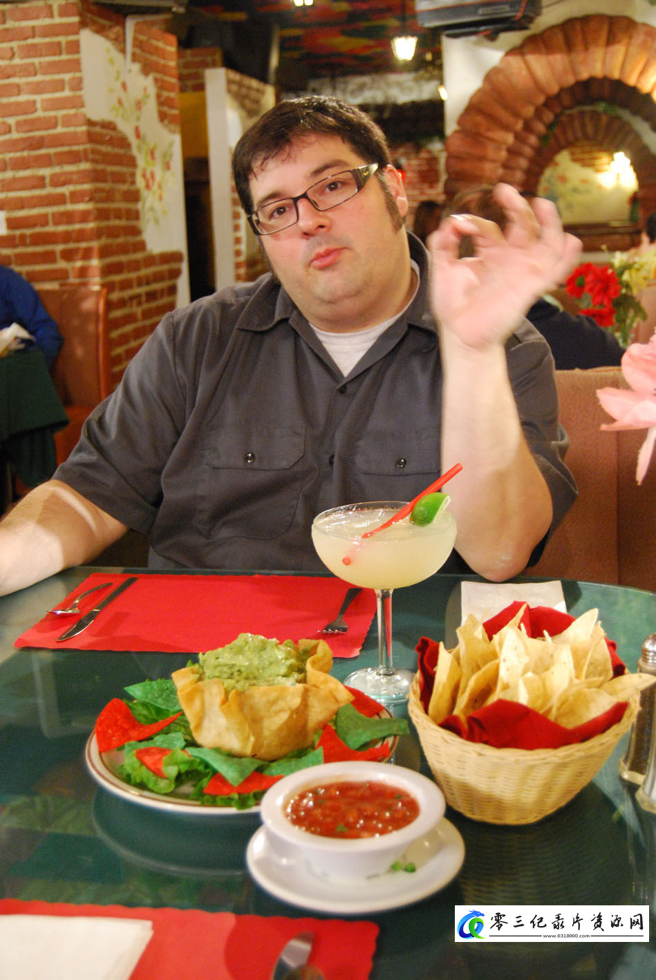 探索纪录片《食品科技 第一季 Food Tech》下载-零三纪录片资源网