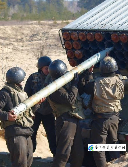 电视镜头背后的硝烟 俄罗斯VS乌克兰 2年的纪录 电视镜头背后的硝烟 俄罗斯VS乌克兰 2年的纪录的海报