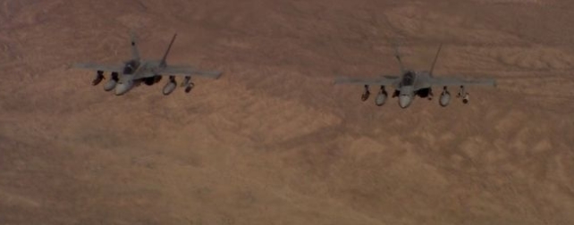 军事纪录片《多角度战争 Angle of Attack》下载-零三纪录片资源网