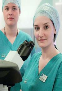 社会生活纪录片《婴儿制造者：生育诊所 Baby Makers: The Fertility Clinic》下载-零三纪录片资源网