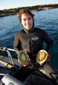 美食纪录片《鲍鱼大战　全集 Abalone Wars》下载-零三纪录片资源网