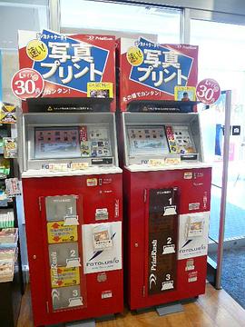 纪实72小时 街角的照片打印机 ドキュメント72時間 密着!街角の写真プリント機的海报